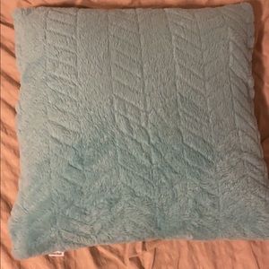 TURQUOISE PILLOW